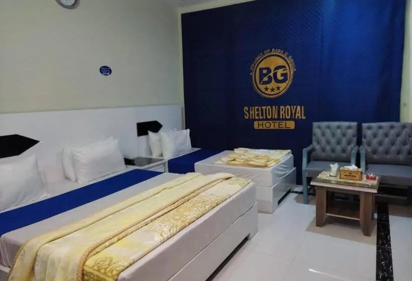 Quarto Deluxe, Shelton Royal