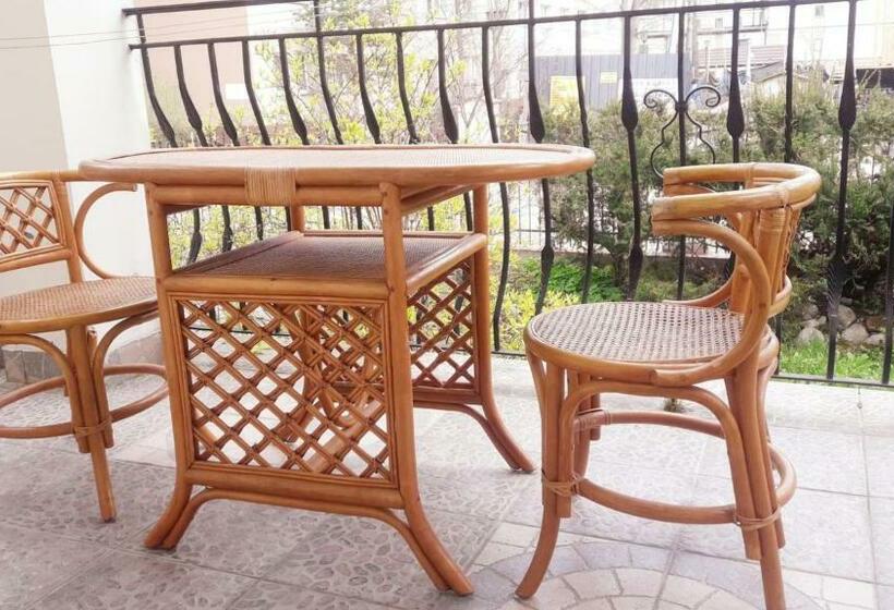 اتاق لوکس چهار تخته, Willa Mewa