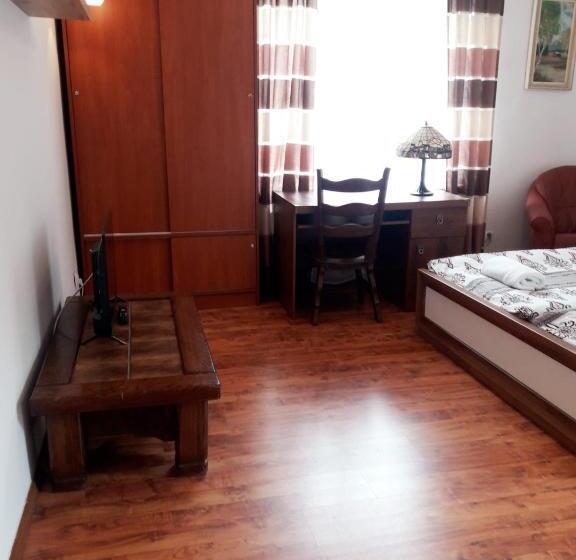 اتاق پریمیوم چهارنفره, Willa Mewa