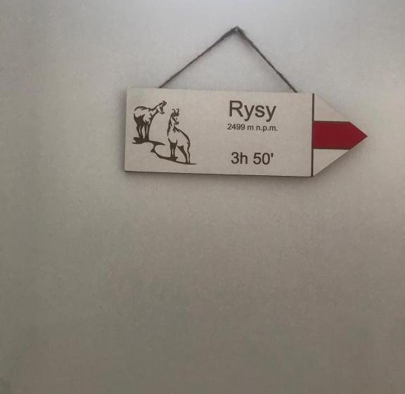 اتاق استاندارد چهار تخته, Willa Mewa