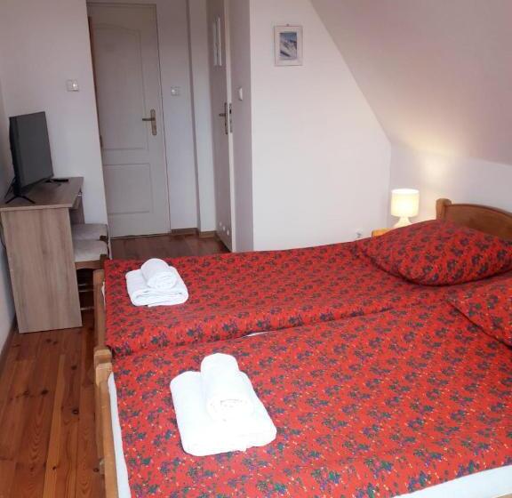 اتاق عادی, Willa Mewa