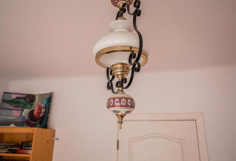 Economy Quadruple Room, Willa Mewa