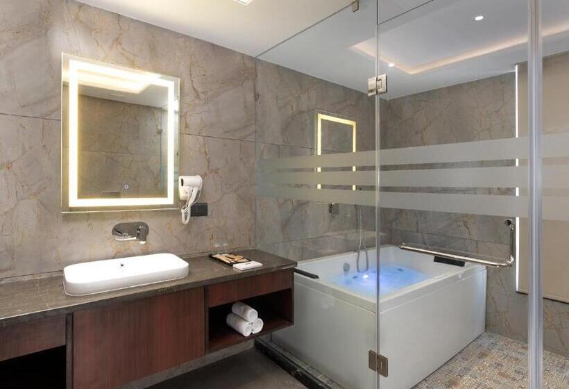 סוויטה, Cygnett Park Bl