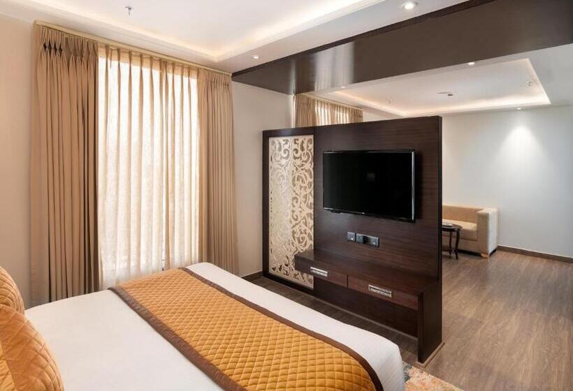 סוויטה, Cygnett Park Bl