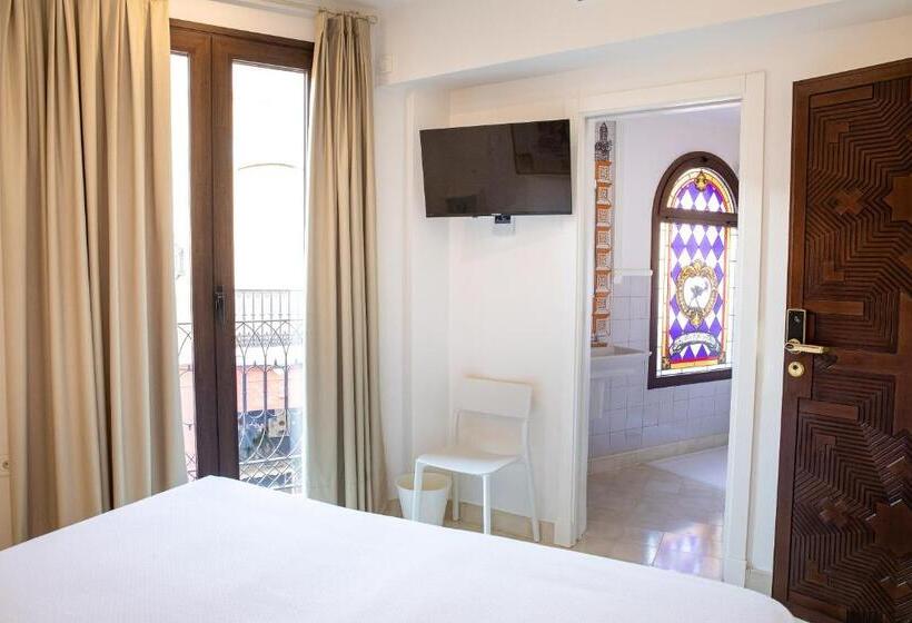 スタンダードルーム, Posada Boutique El Gallo Morón