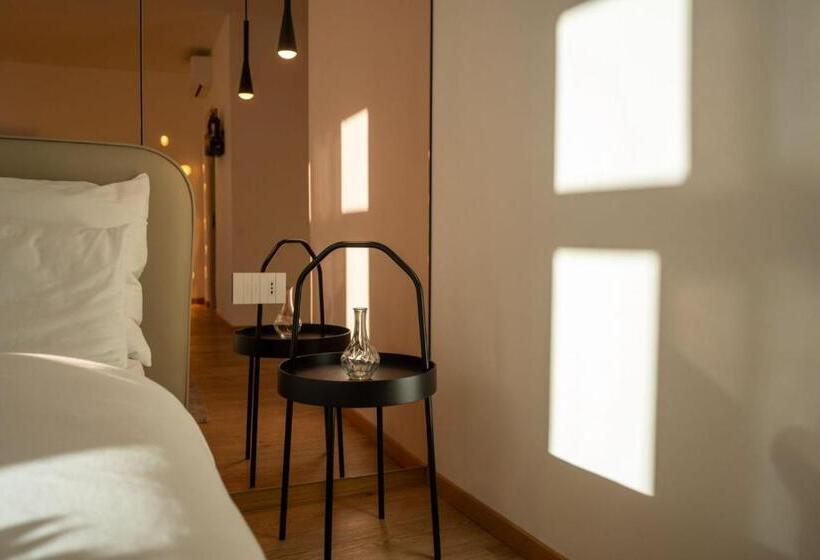 اتاق استاندارد, Guesthouse Diwine