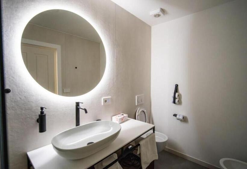 اتاق استاندارد, Guesthouse Diwine