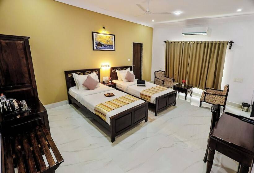 Номер Deluxe, Revaas Lake View Boutique Stay