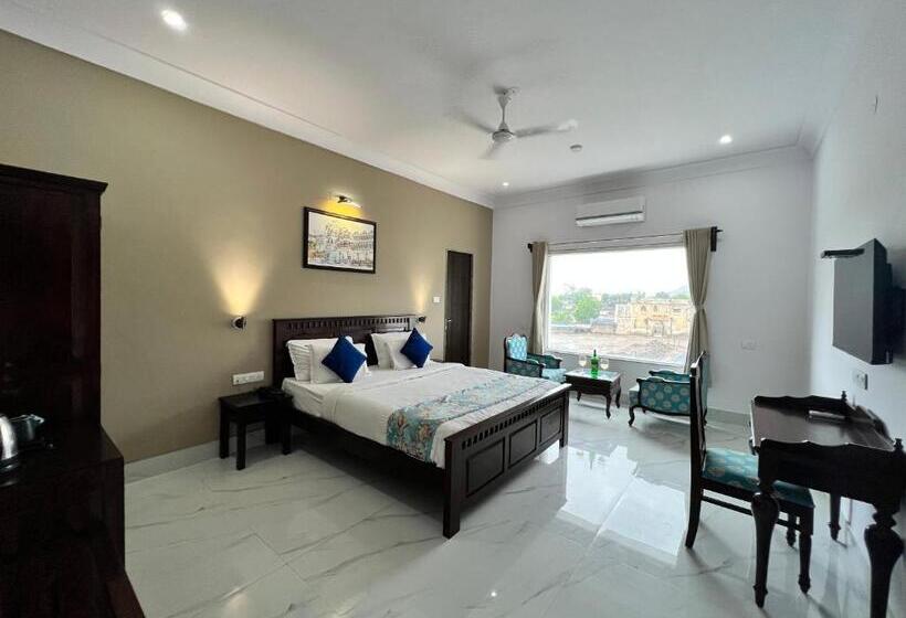 Номер Стандарт, Revaas Lake View Boutique Stay