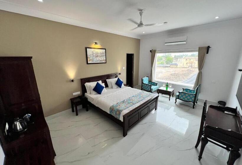 Номер Стандарт, Revaas Lake View Boutique Stay