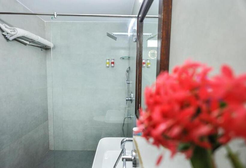 Семейный Номер Вид на Горы, Revaas Lake View Boutique Stay