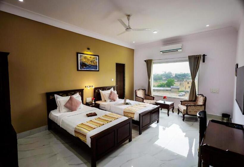 Номер Deluxe, Revaas Lake View Boutique Stay