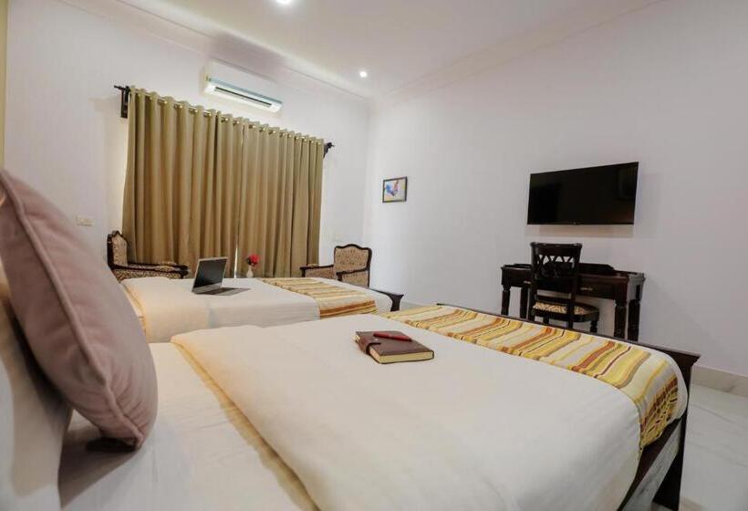 Номер Deluxe, Revaas Lake View Boutique Stay