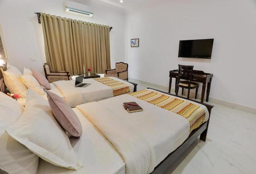 Номер Deluxe, Revaas Lake View Boutique Stay