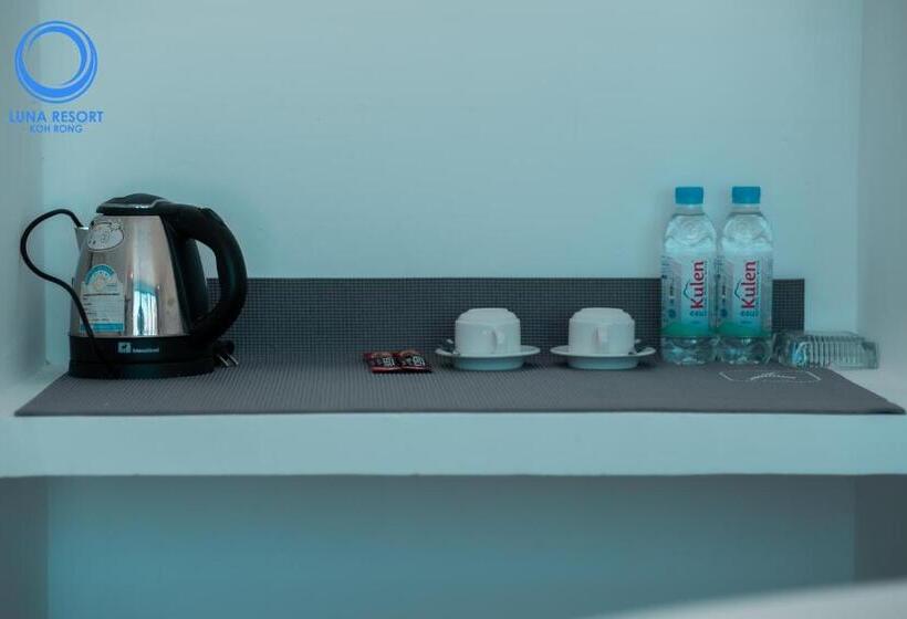 스탠다드 방갈로, Luna Koh Rong