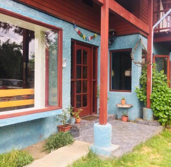 标准间带阳台, Hostel Raiz