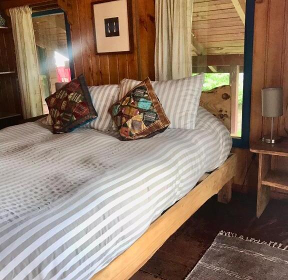 标准间带阳台, Hostel Raiz