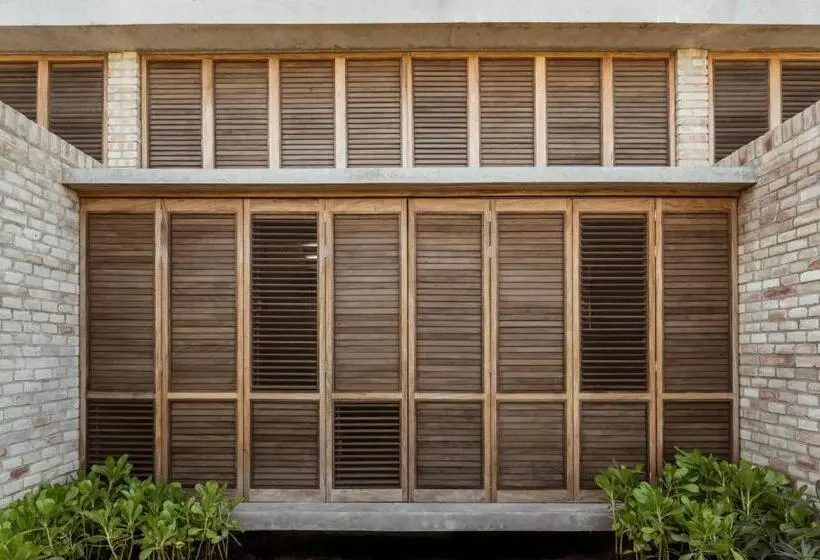 سوییت لوکس, Terrestre, A Member Of Design Hotels