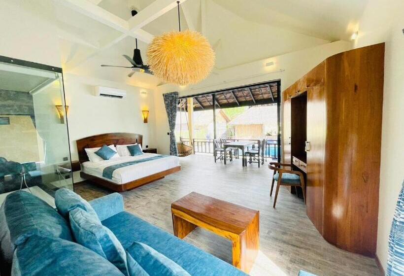 فيلا غرفة نوم واحدة مطلّة علي البحر, Absolute Beachfront Resort