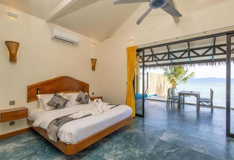 プール付き１ベッドルームヴィラ, Absolute Beachfront Resort