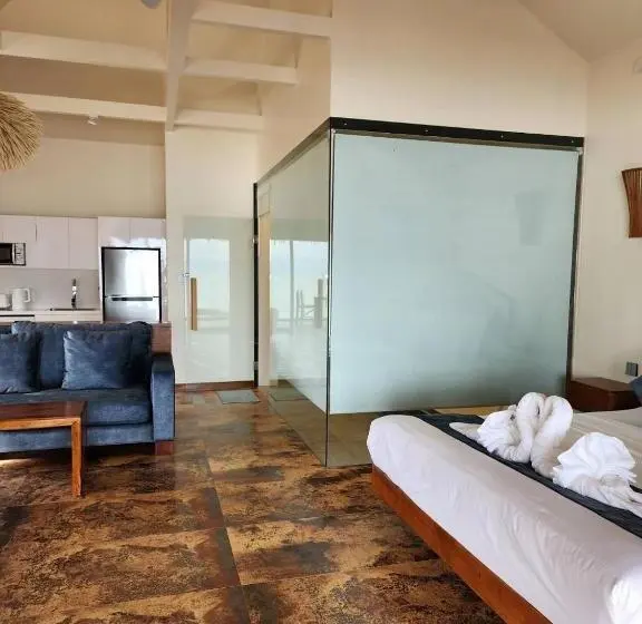 プール付き１ベッドルームヴィラ, Absolute Beachfront Resort