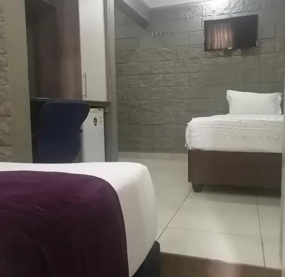 اتاق خانوادگی, Olu Guest Lodge