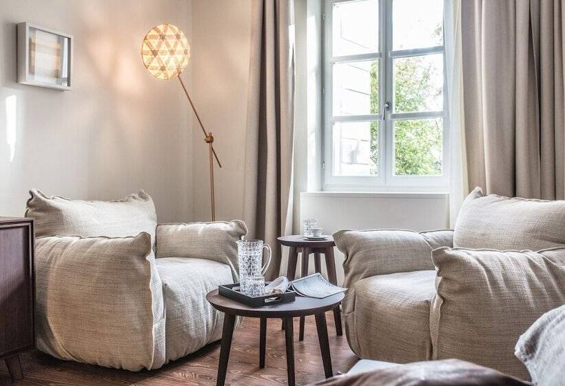 اتاق استاندارد, Boskinac