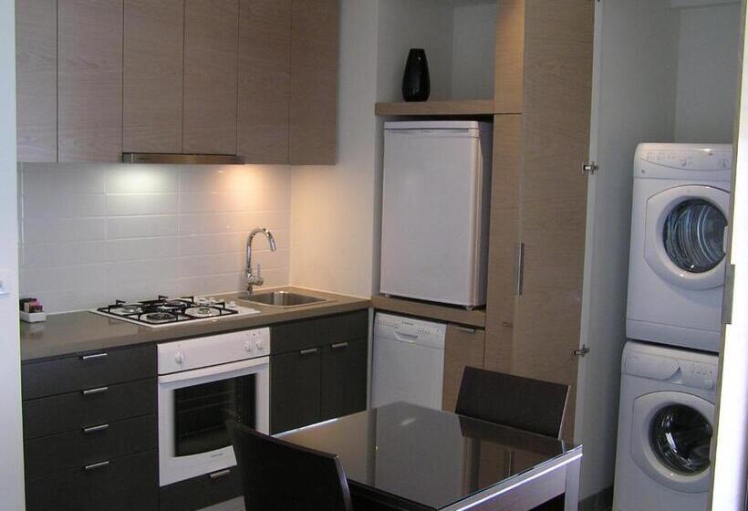 스위트, St Kilda Central Apartments