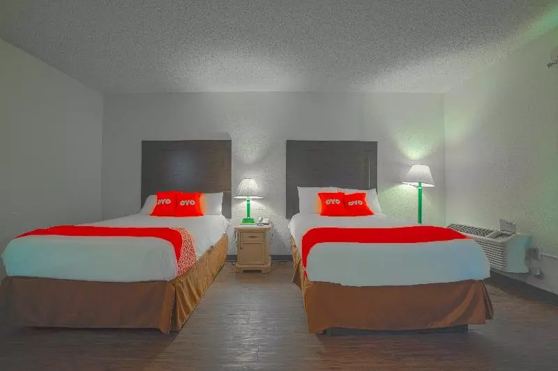 سوییت لوکس, St Kilda Central Apartments