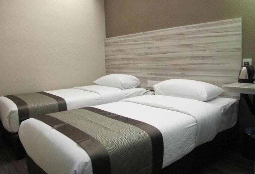 Номер Deluxe, Austin Paradise   Pulai Utama
