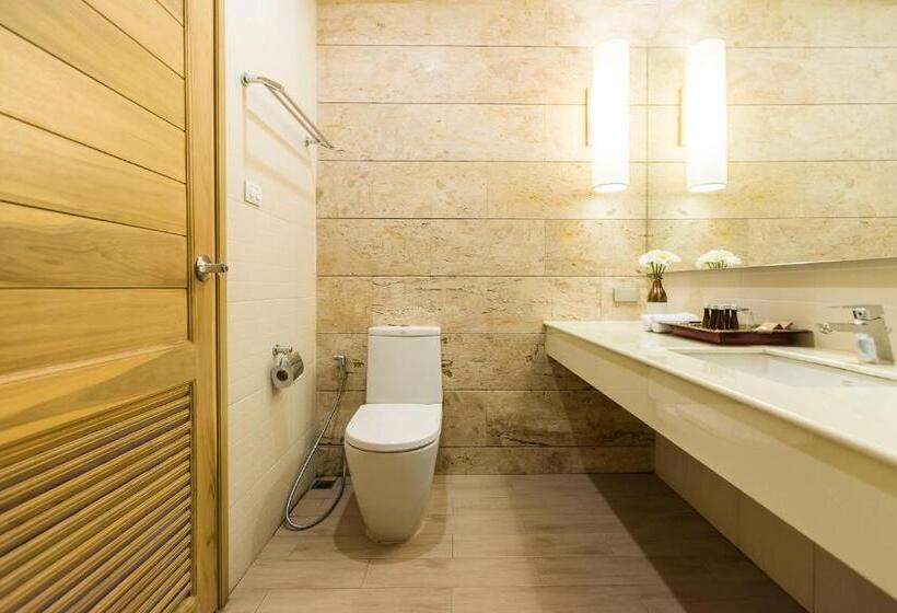 Superior Szoba King Size Bed, Ayrest Hua Hin