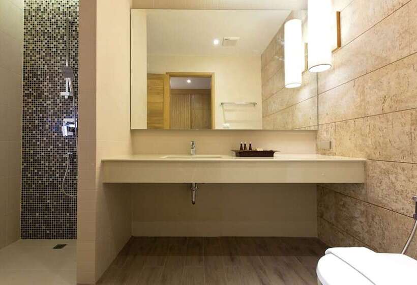 Superior Szoba King Size Bed, Ayrest Hua Hin