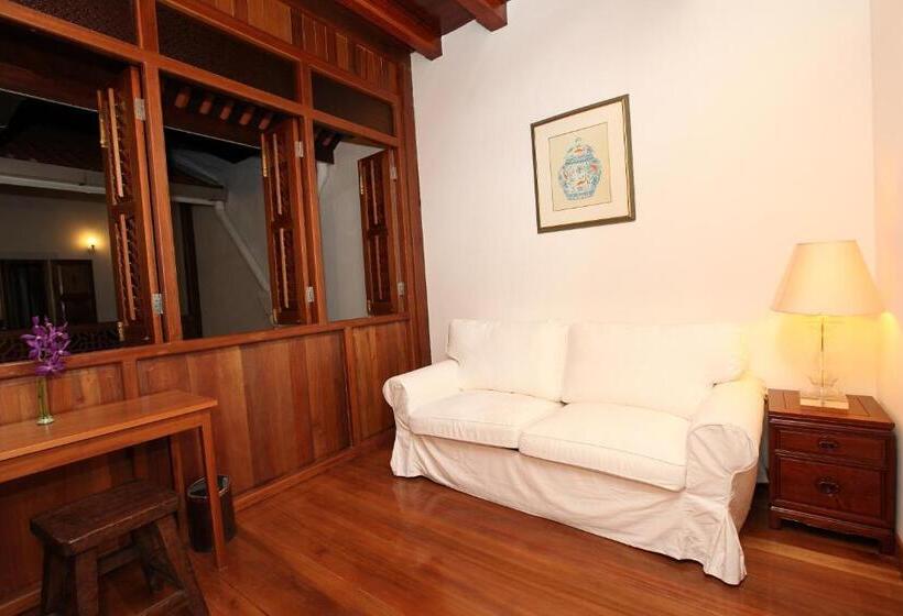 Suite, Gingerflower Boutique