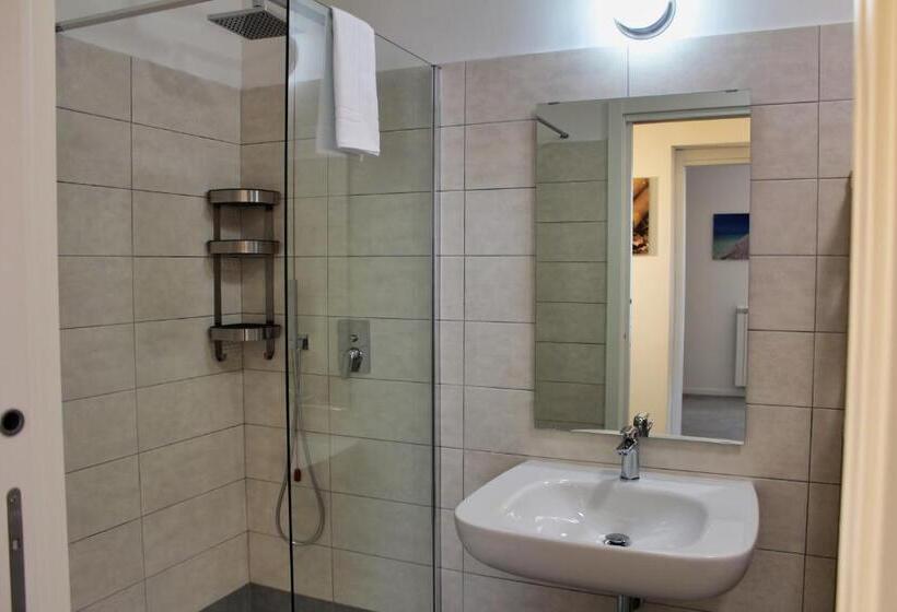 Апартаменты 1 Спальня Нижний Этаж, Residence Bellavista