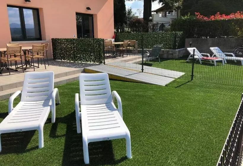 １階の１ベッドルームアパートメント, Residence Bellavista