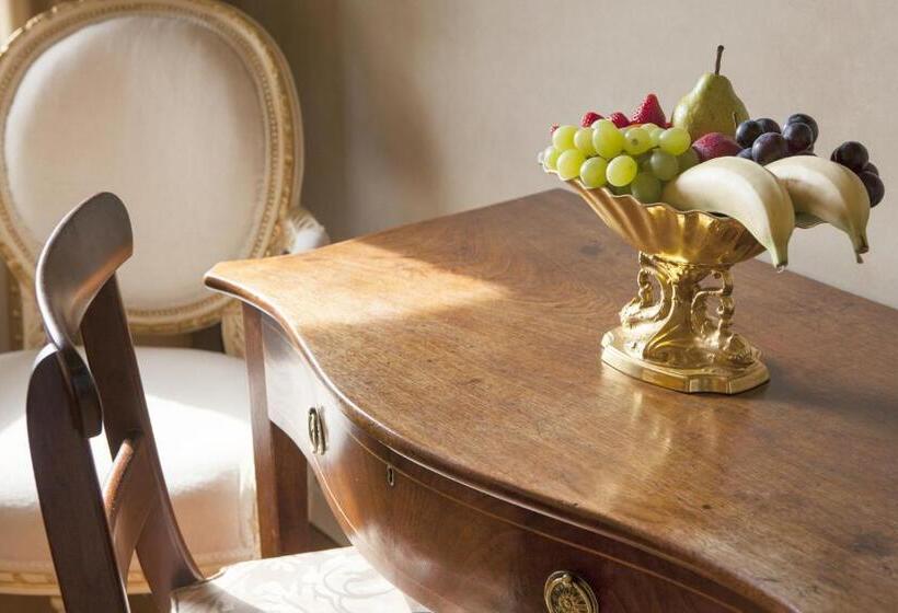 سوییت اجرایی, Relais Fra' Lorenzo