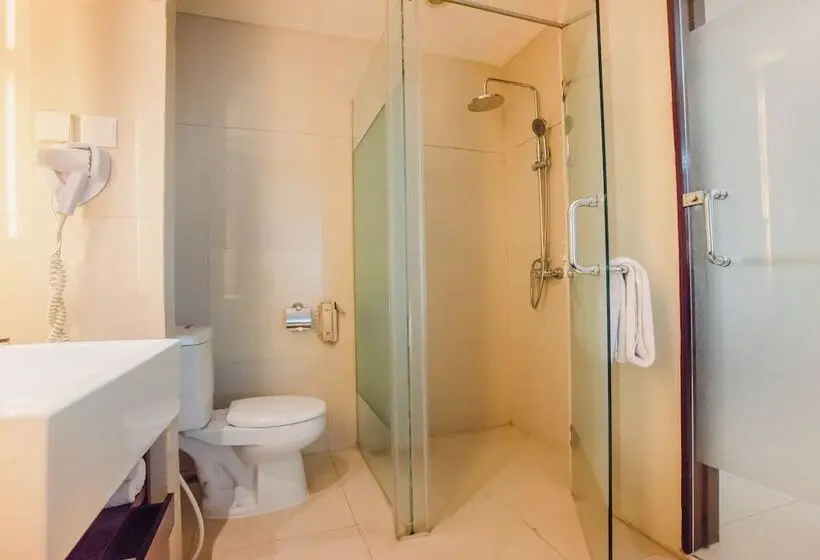 اتاق لوکس با تخت بزرگ, Sanur Resort Watujimbar