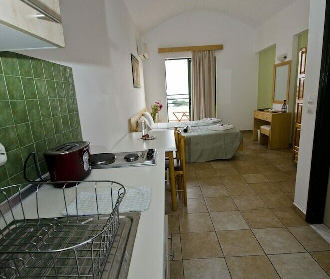 スタンダードルーム, Stella