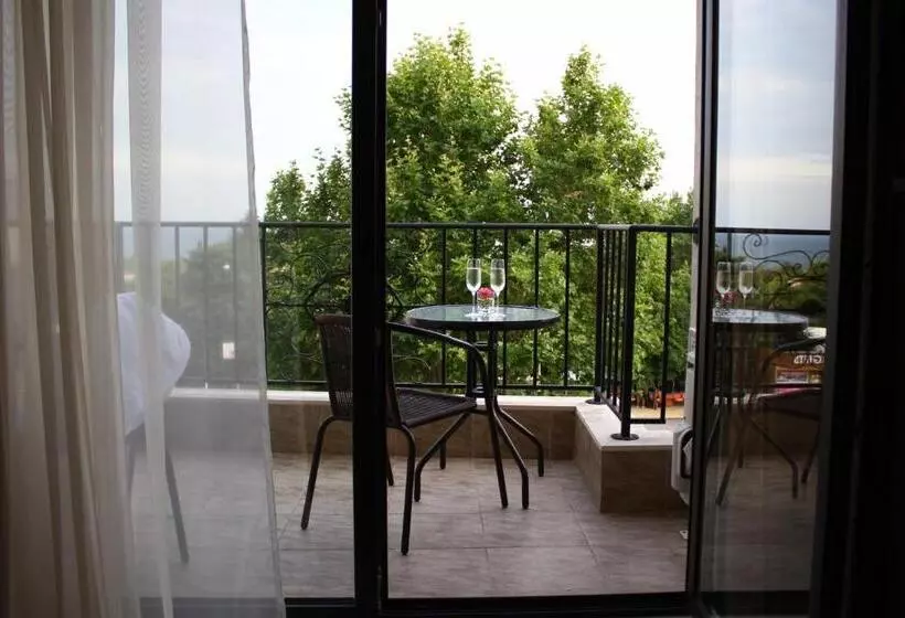 سوییت جونیور با چشمانداز دریا, White Rock Castle Suite Hotel & Spa