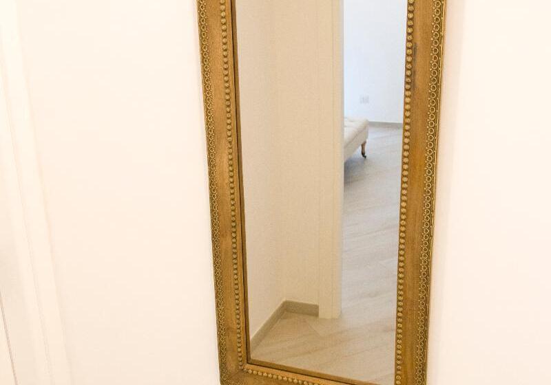 豪华房间, Cosmo On Bank