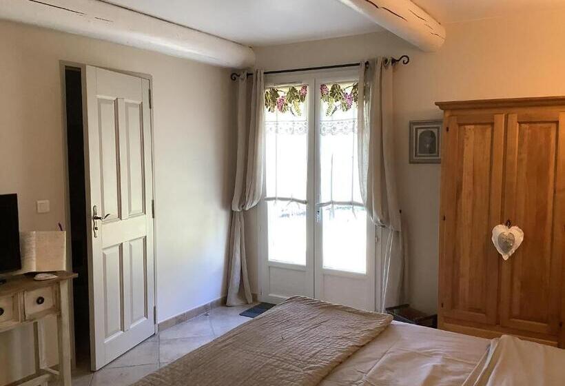 غرفة قياسية, Jardin D Antan