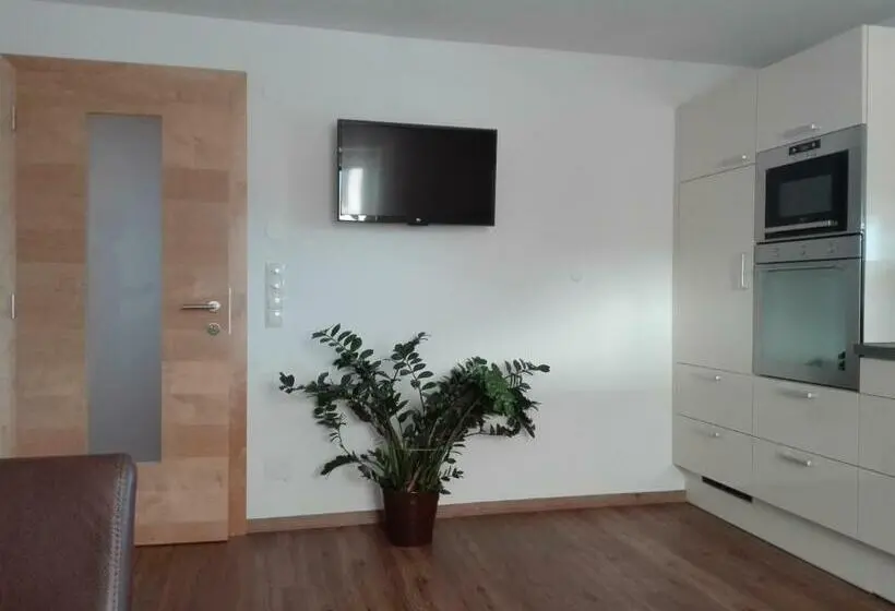 テラスつきの２ベッドルームアパートメント, Ferienwohnung Berghof Pixner