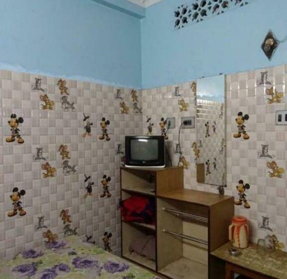 اتاق اکونومی, Ranjana