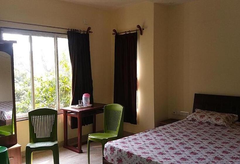 اتاق لوکس, Ranjana