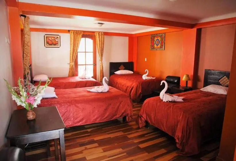 اتاق سوپریور چهار تخته, Tunupa Lodge