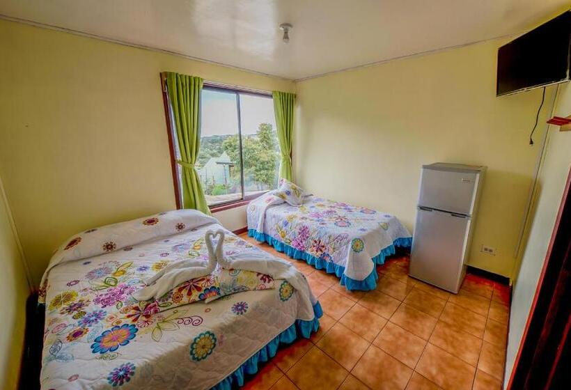 חדר סטנדרט לשלושה, Maris Bed & Breakfast Monteverde