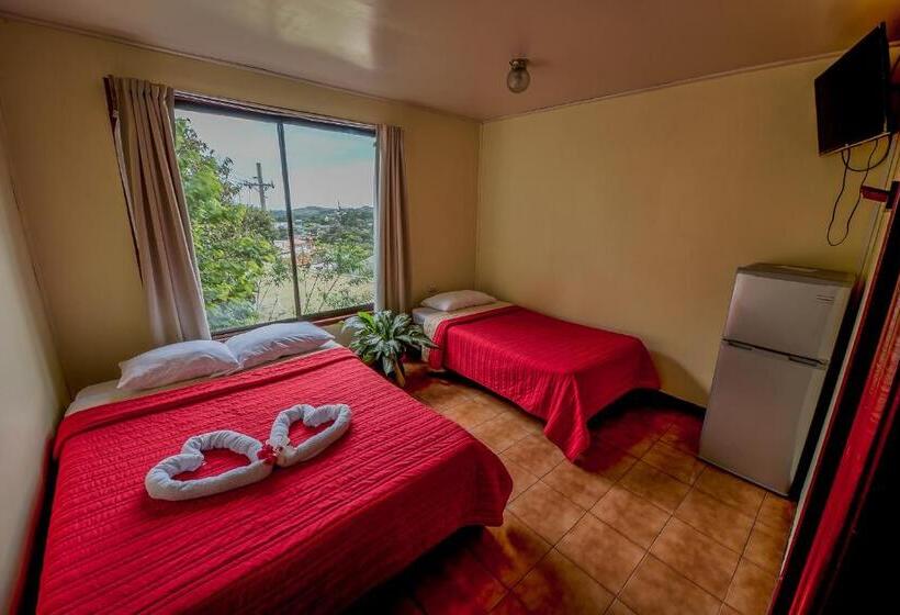 חדר סטנדרט לשלושה, Maris Bed & Breakfast Monteverde