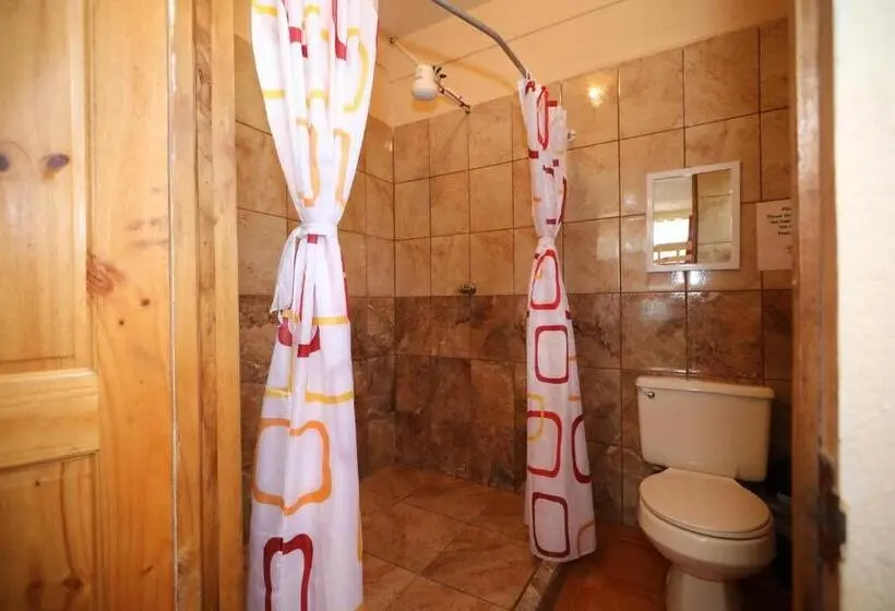 ベーシックトリプルルーム, Maris Bed & Breakfast Monteverde