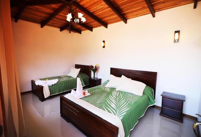 חדר דלוקס לשלושה, Maris Bed & Breakfast Monteverde