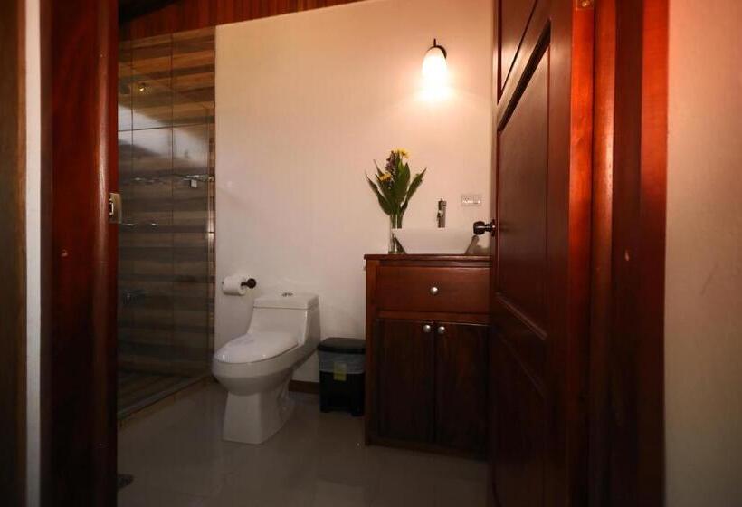 חדר דלוקס לשלושה, Maris Bed & Breakfast Monteverde